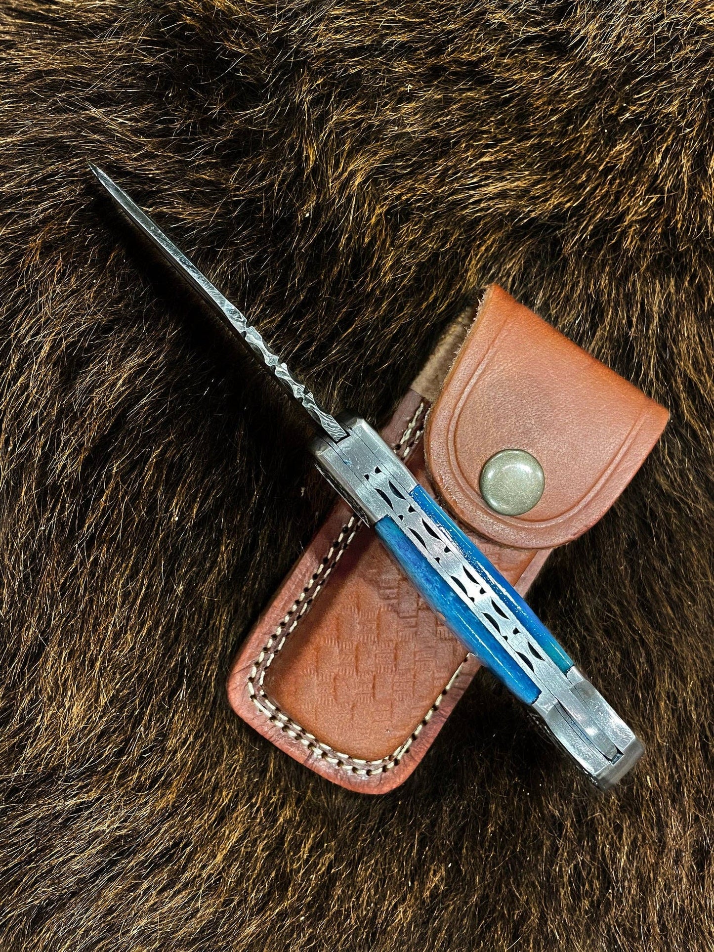 Pocket Knife Dyed Blue Bone 6.5'' Damascus Steel Knife Steel
