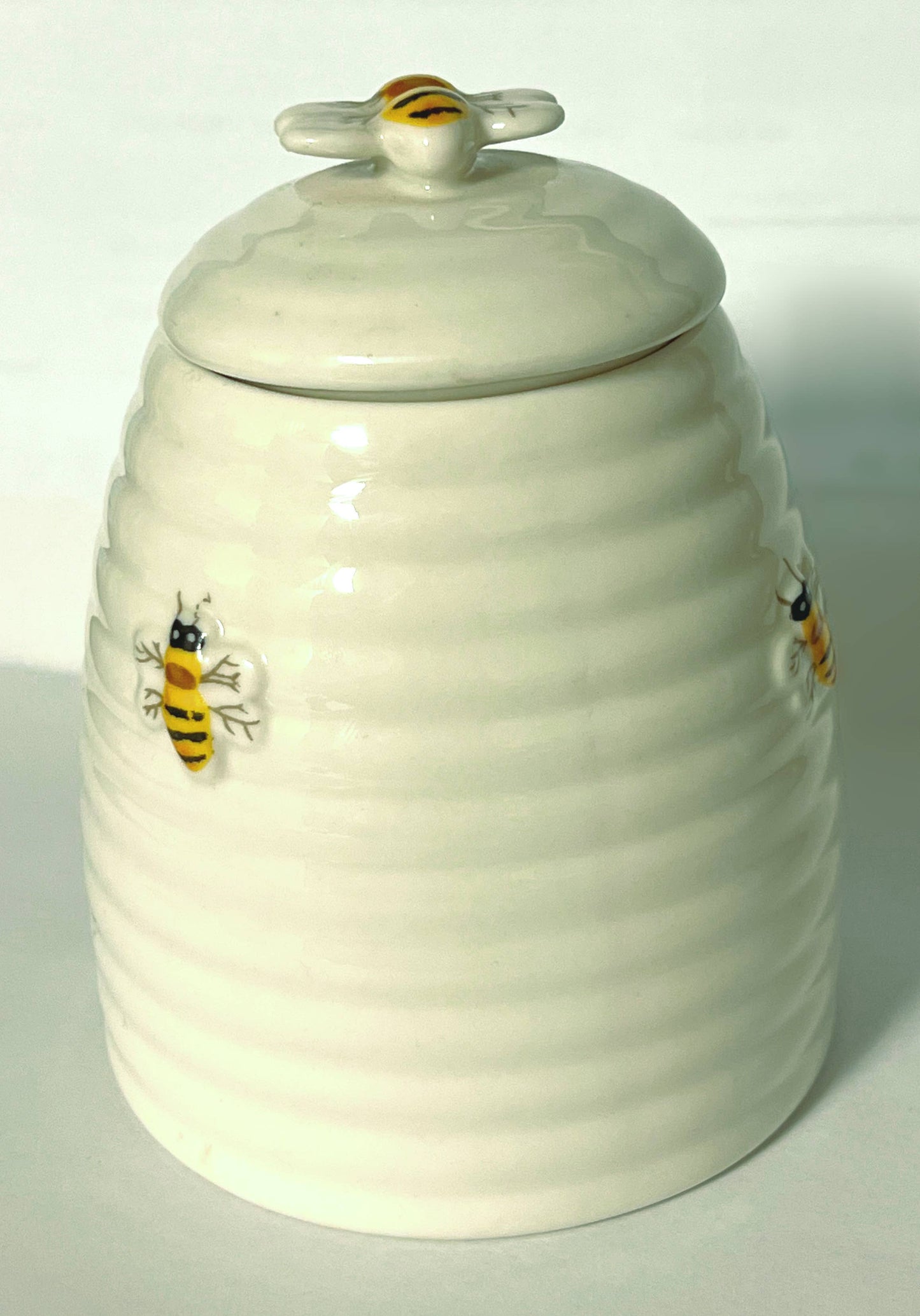 Beehive Honey Pot - 3.5" x 4.5" - Oak Down Collectibles