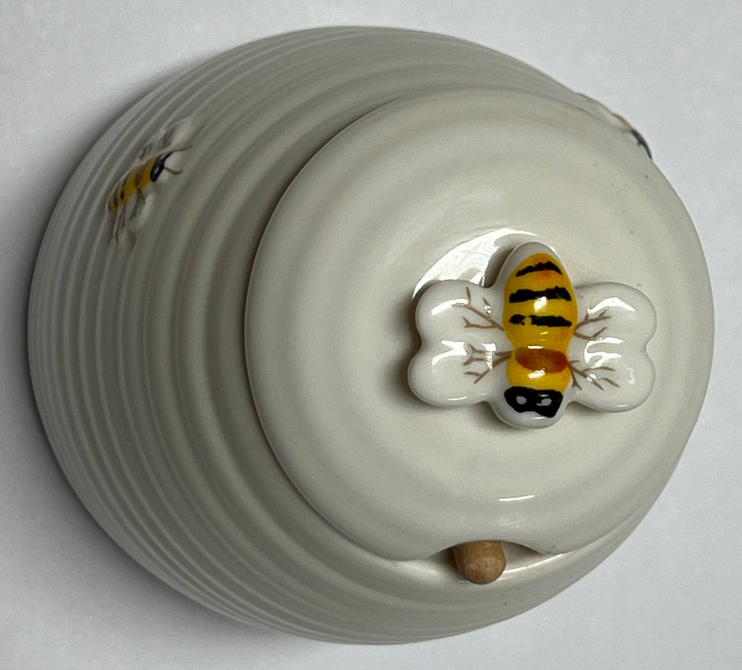 Beehive Honey Pot - 3.5" x 4.5" - Oak Down Collectibles