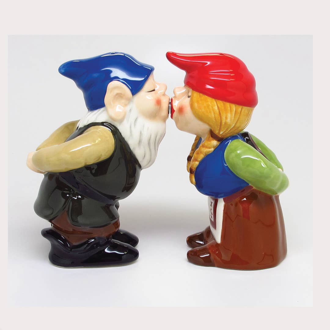 Kissing Gnomes Salt and Pepper Shaker Set - Oak Down Collectibles